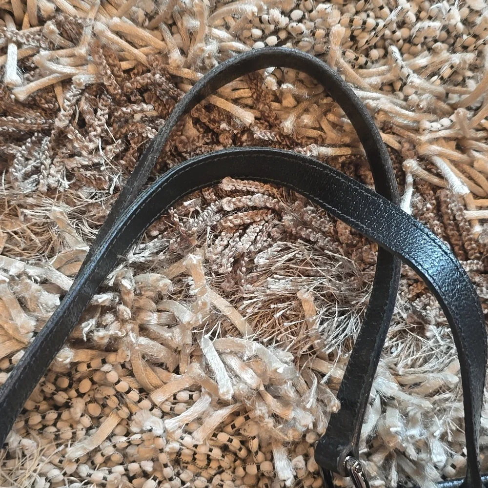 Black Gucci Date Night purse - Picture 9 of 16